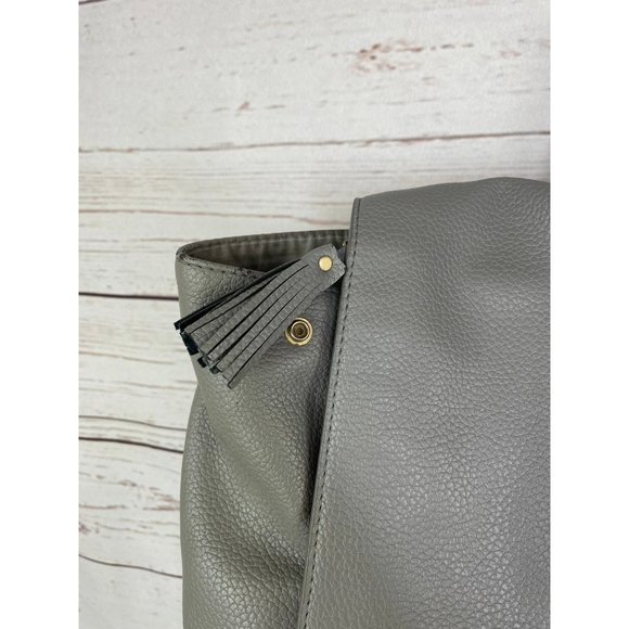 Freshly Picked Classic Gray Diaperbag - Picture 4 of 12